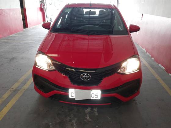 TOYOTA ETIOS 1.5 X PLUS 16V FLEX 4P AUTOMÁTICO